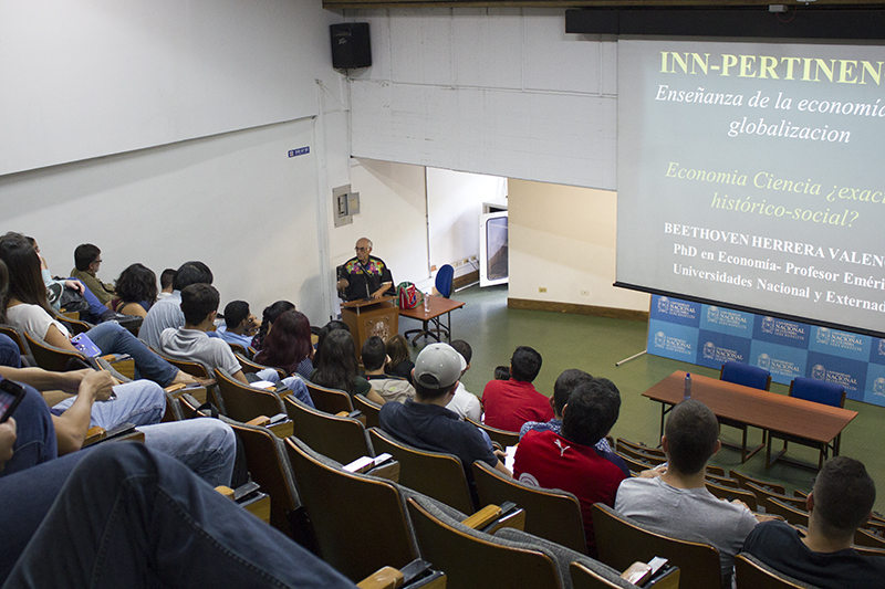 conferencias economia